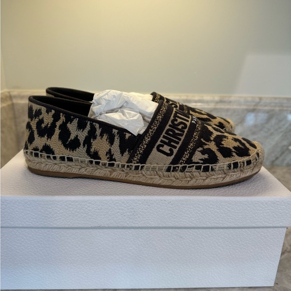Christian Dior Leopard Espadrille. size 38.5 - Picture 4 of 7